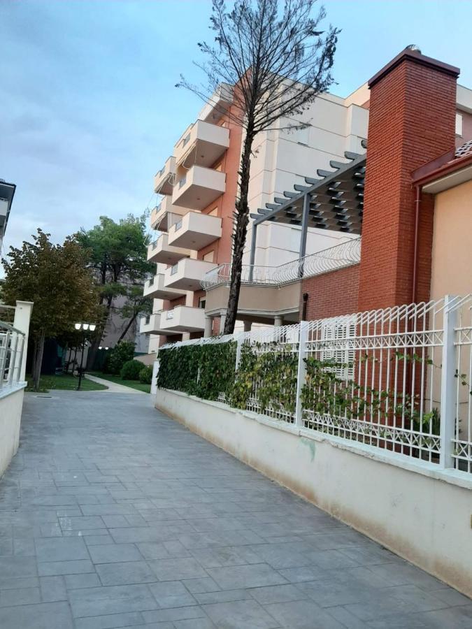 Milka Apartment 골렘 외부 사진